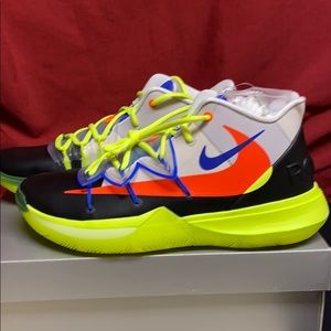 NIB Kyrie 5 All Star TV PE 5 sneakers